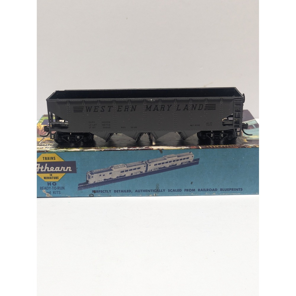 Athearn 1757 Vintage HO Scale Western Maryland Hopper Car Gray